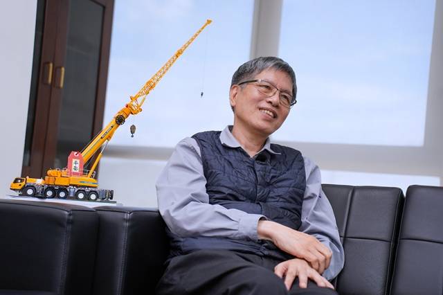 榮工工程總經理